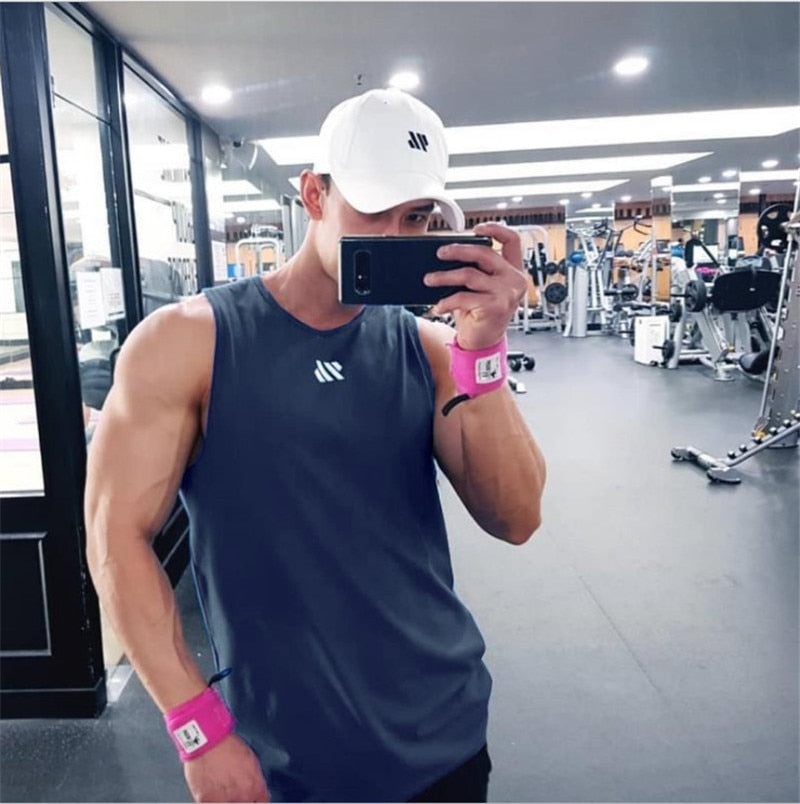 2023 Mens fitness gyms Tank top men Fitness sleeveless shirt Male mesh breathable Sports vest Undershirt Gyms Running vest men